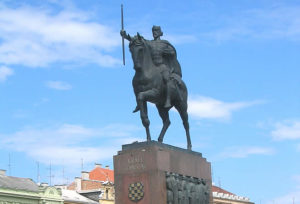 Robert Frangeš-Mihanović, Statue of King Tomislav